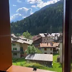 Vacanze Desiree شقة *