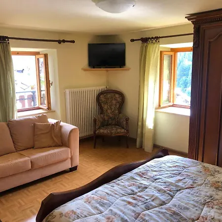Vacanze Desiree Apartman *
