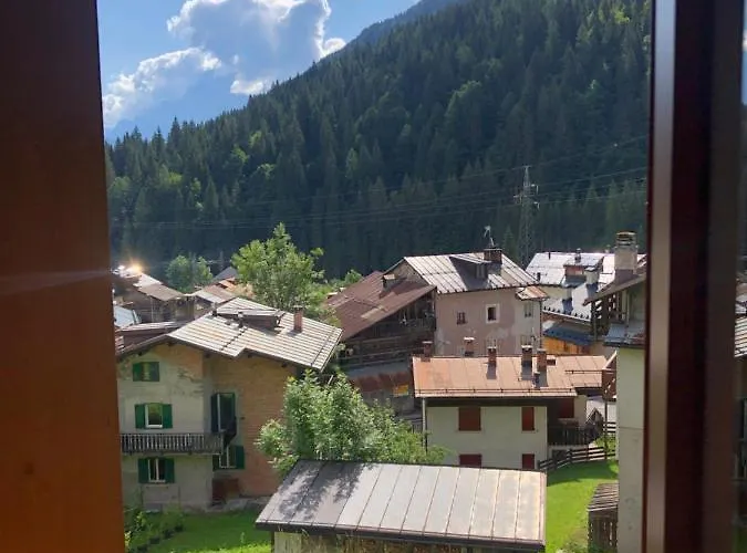 Vacanze Desiree Apartment *